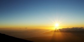 Comment savons-nous que Dieu est unique?  Une perspective philosophique et théologique (partie 1 de 3)